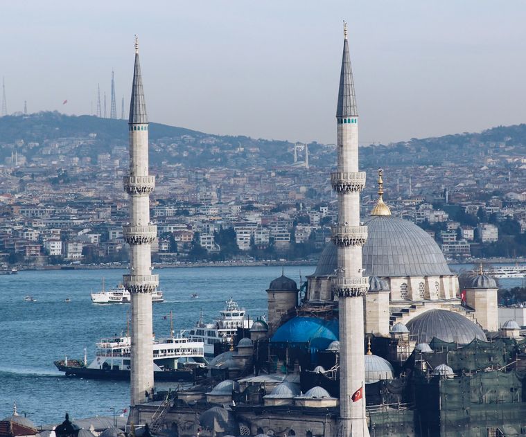 The Bosphorus and a mosque on Istanbul's historic peninsula — Kackar Tour DMC